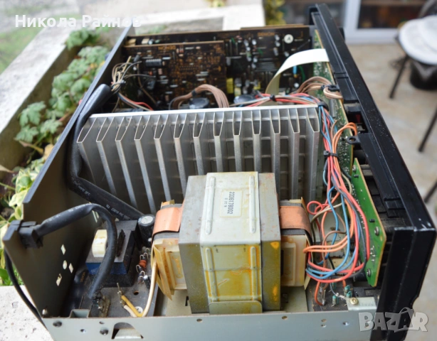 Усилвател/Ресийвър DENON AVR 900-ТРАНЗИСТОРЕН, снимка 12 - Ресийвъри, усилватели, смесителни пултове - 53434317