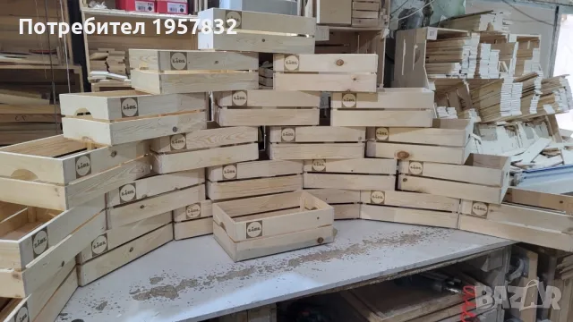 Дървена щайга за корпоративни коледни подаръци, снимка 9 - Друго търговско оборудване - 48924144