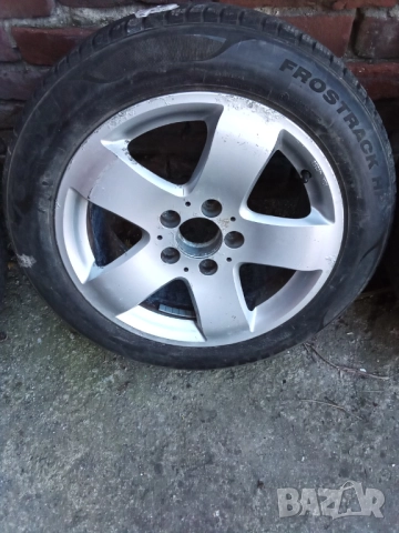 Гуми с джанти мерцедес, снимка 6 - Гуми и джанти - 52080805