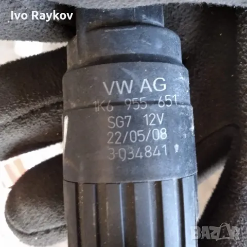 Помпа за чистачки VW 1K6 955 651, снимка 2 - Части - 47486678