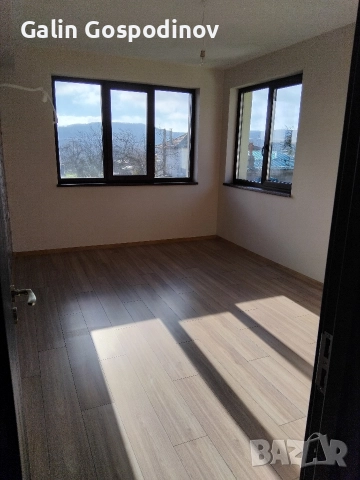 Новопостроена двуетажна къщата в село Генерал Кантарджиево с Акт 16, снимка 18 - Къщи - 46920875