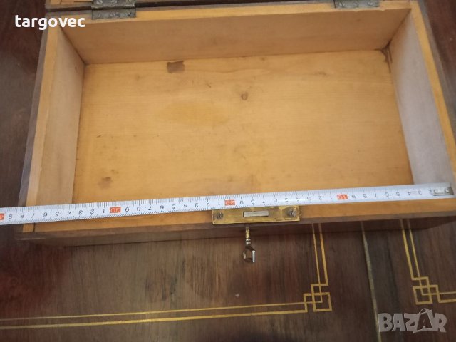 Прекрасна старинна дървена кутия, снимка 3 - Антикварни и старинни предмети - 40870468