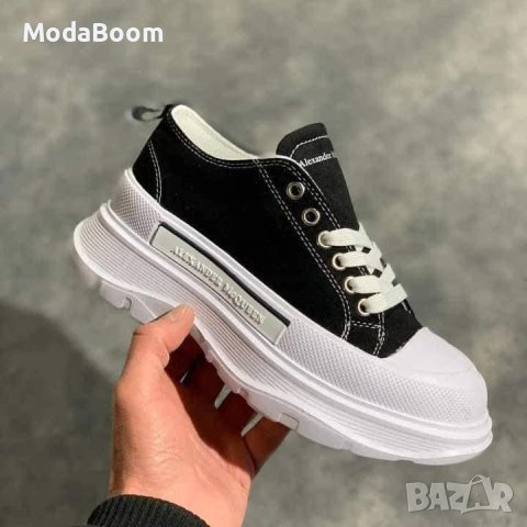 Дамски обувки Alexander McQueen , снимка 2 - Кецове - 41621083