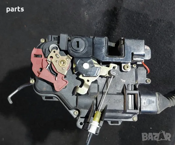 Задна Дясна Брава - Ключалка Ауди A4 Б6
- 8E0839016C, снимка 6 - Части - 48972511