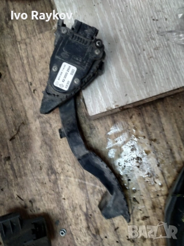  Педал газ с потенциометър за Renault Laguna II 1.9dci 120 к.с. , 8200002904