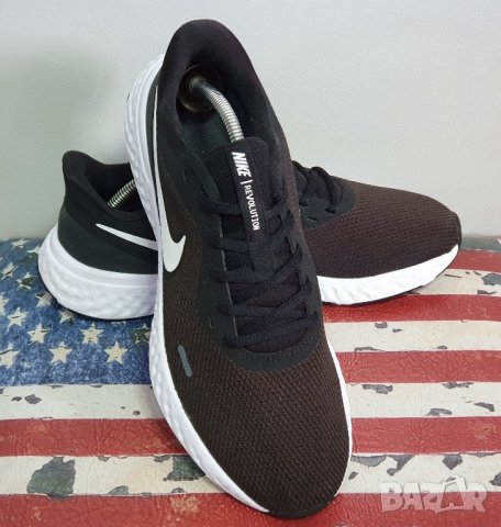 NIKE REVOLUTION 42 номер , снимка 2 - Маратонки - 41770144