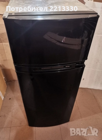 Хладилник Thetford на 12V 220V и газ (30mbar)за кемпер каравана , снимка 8 - Каравани и кемпери - 51681900