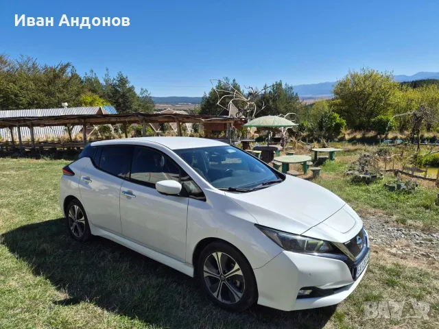 Nissan Leaf Термопомпа, 360* камери, всички защити, 100% бат.като новa, снимка 2 - Автомобили и джипове - 56345981