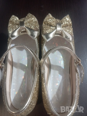 Златисти токчета за малка принцеса, снимка 3 - Детски обувки - 51933878