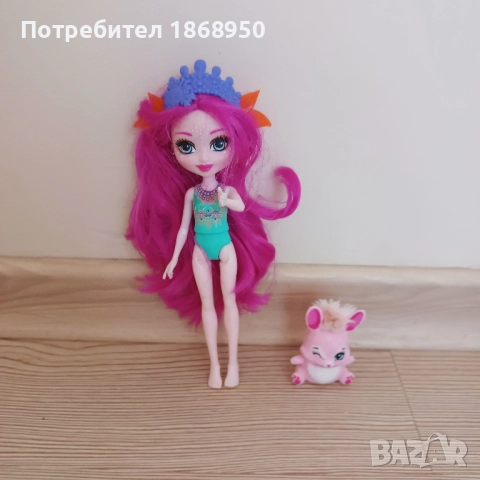 Кукличка с аксесоар зайче