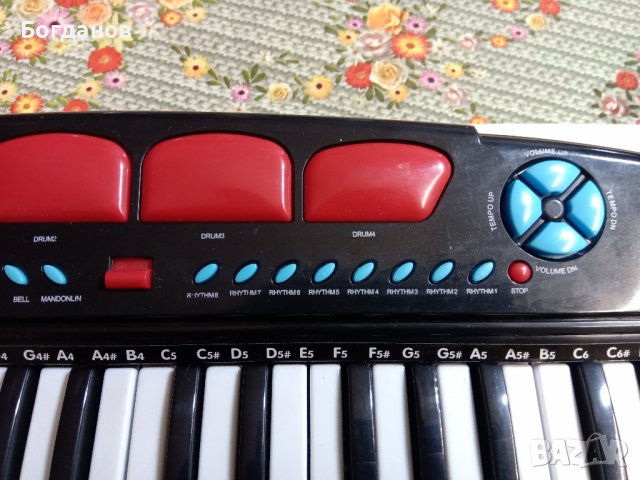 ДЕТСКИ СИНТЕЗАТОР -8 ИНСТРУМЕНТА,РИТМИ,ДЕМО,БАРАБАНИ 3 ОКТАВИ 37 КЛАВИША, снимка 7 - Синтезатори - 39431293