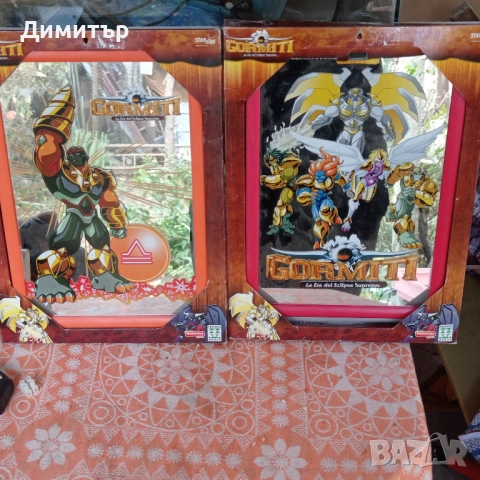 2 броя оригинални колекционерски плакети на gormiti