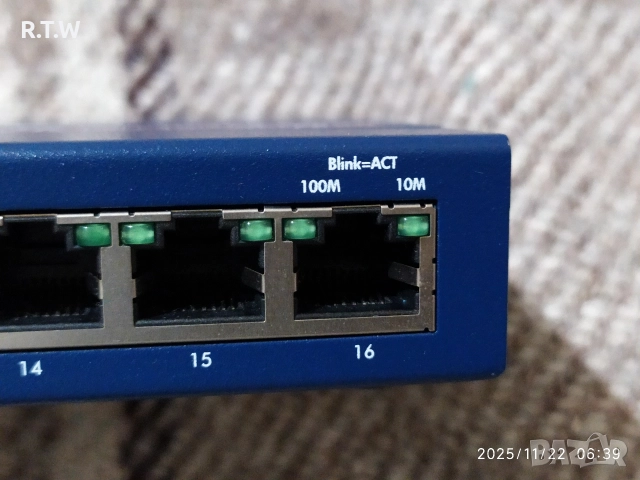 Netgear ProSafe 16-Port, 10/100, Switch , снимка 4 - Суичове - 52668897