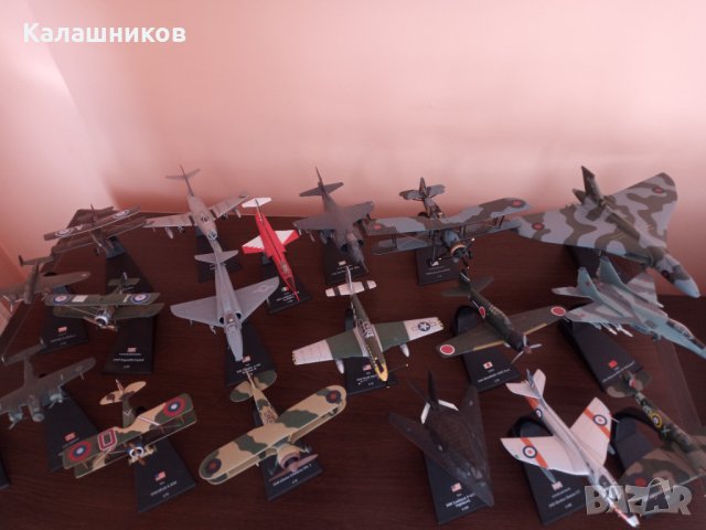 Макети Бойни самолети-изтребители и бомбардировачи., снимка 14 - Колекции - 27464276