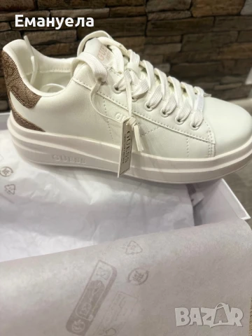 Оригинални обувки Guess