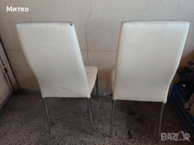 Бели кожени трапезни столове с желязна основа, снимка 10 - Столове - 53445328