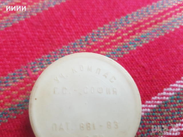 Компас в кутия, снимка 3 - Антикварни и старинни предмети - 53390028