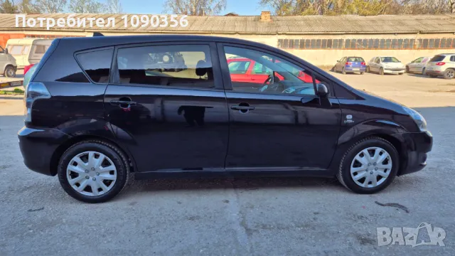 Toyota corolla verso, снимка 2 - Автомобили и джипове - 49560384