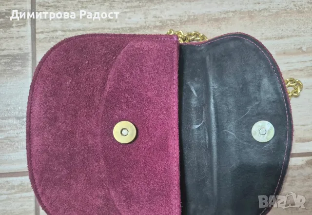 Дамска велурена чанта! Състояние използвано като ново! , снимка 4 - Чанти - 50420917