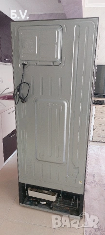 Хладилник с горна камера, снимка 8 - Хладилници - 53724395