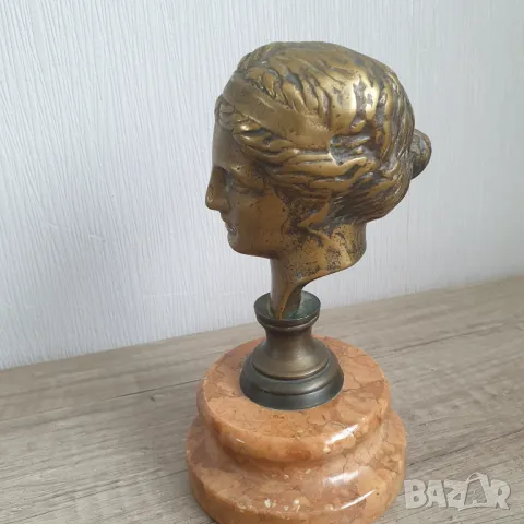 Стара бронзова пластика на жена върху мрамор, снимка 6 - Антикварни и старинни предмети - 48625301