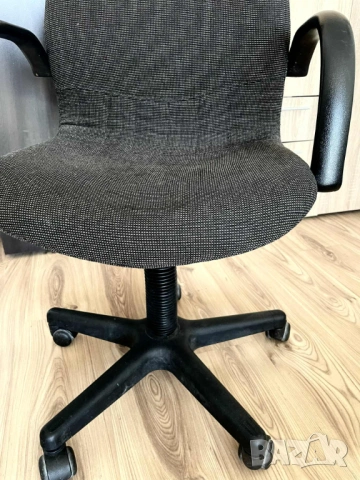 Офис стол, снимка 4 - Столове - 53118738