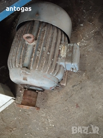 електромотор 10 квт 2920 оборота, снимка 2 - Електродвигатели - 53858342