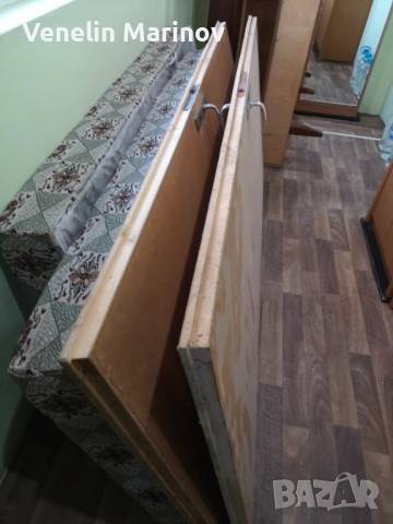 Подарявам две еденични легла с матраци  , снимка 4 - Спални и легла - 53748098