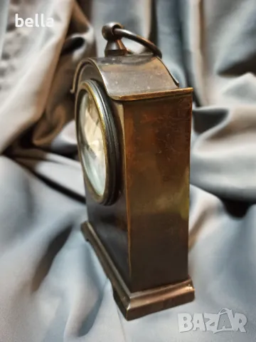 Масивен бронзов настолен часовник Prestige кварц работещ тежи 1 кг., снимка 2 - Антикварни и старинни предмети - 49569864