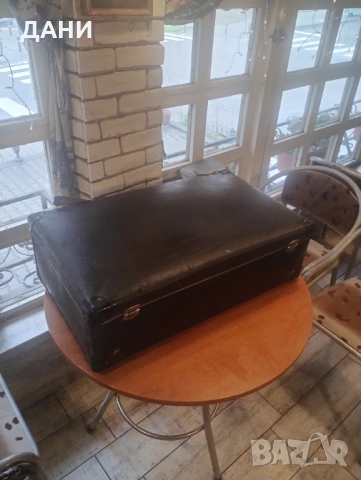 Стар голям  ретро куфар, снимка 2 - Антикварни и старинни предмети - 53453715