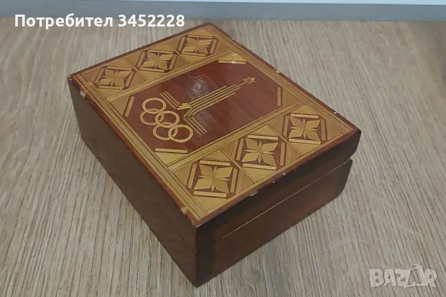 кутия дървена за колекционери , снимка 2 - Антикварни и старинни предмети - 48427764
