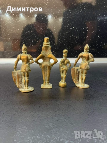 Лот стари бронзови фигури, снимка 2 - Антикварни и старинни предмети - 51059511