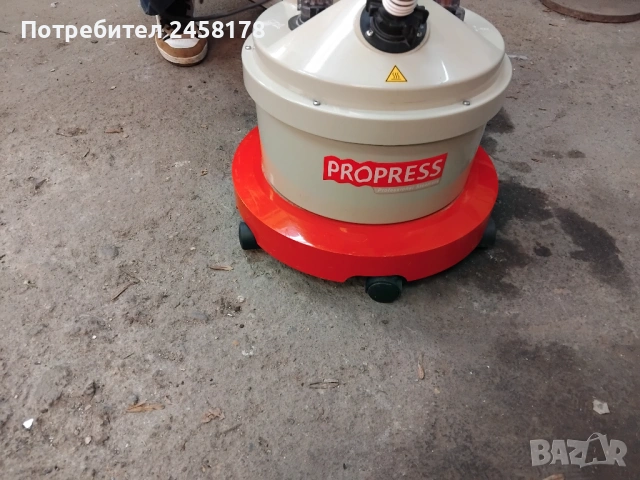 Уред за гладене на пара, снимка 5 - Ютии - 53218173