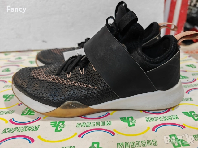 Маратонки Nike Zoom 38 номер , снимка 3 - Маратонки - 52748218