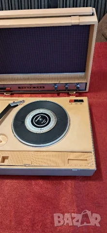 Ретро грамофон , снимка 11 - Антикварни и старинни предмети - 50978973