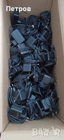 20 броя захранващи адаптери 12v  2.0А ,1.5А,1.0А , снимка 2 - Друга електроника - 39799570