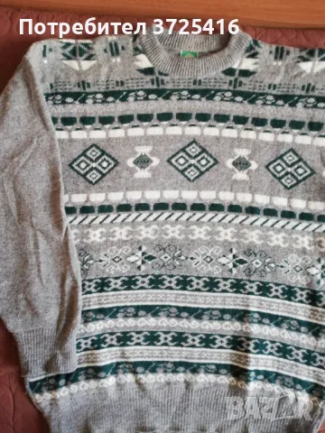 Зимен пуловер с шарки
