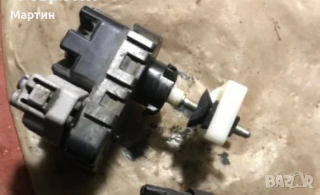 Моторче за фар 1бр. / Suzuki Grand Vitara 1.9 ddis 