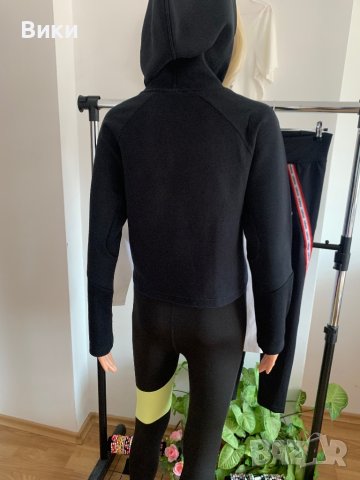 Puma черен суичър, снимка 4 - Суичъри - 41210717