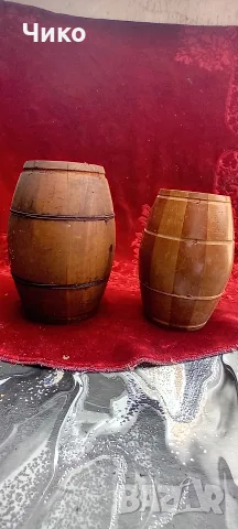2бр стари дървени бурета