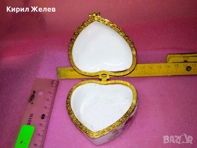 КРАСИВА ПОРЦЕЛАНОВА КУТИЙКА За БИЖУТА - СЪРЧИЦЕ с ФЛОРАЛНА ТЕМАТИКА на КАПАЧЕТО 42859, снимка 3 - Други ценни предмети - 44312288