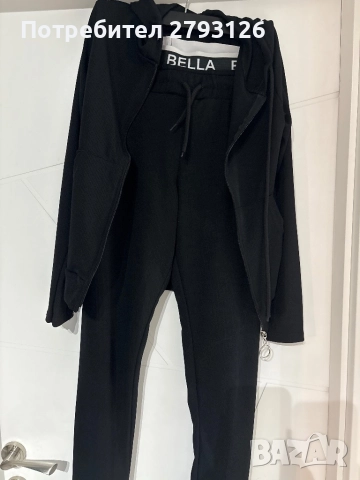 Дамски спортен комплект 