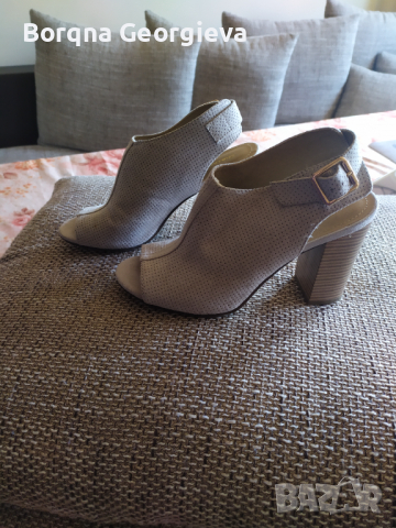 Дамски Сандали на Ток, снимка 5 - Сандали - 36245772