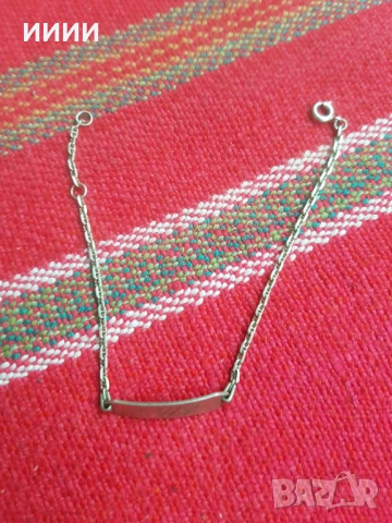 Сребърна гривна верижка с плочка