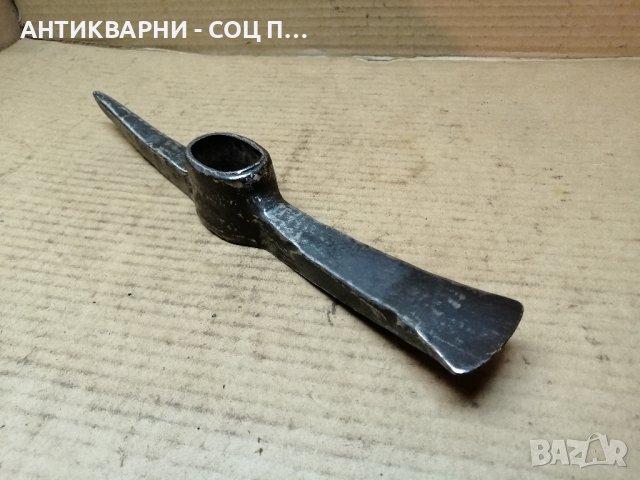 Стара Кована Кирка / 1,4 кг. , снимка 1 - Градински инструменти - 41553875