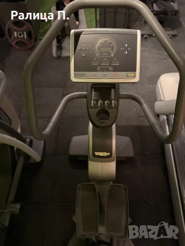 Technogym WAVE – Професионален кардио уред, снимка 2 - Фитнес уреди - 55983078