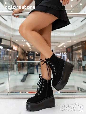 Боти на платформа - черен велур - 56WL16 , снимка 2 - Дамски боти - 53168067