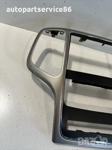 Предна централна конзола за Jeep Grand Cherokee (2012), снимка 2 - Части - 53508618