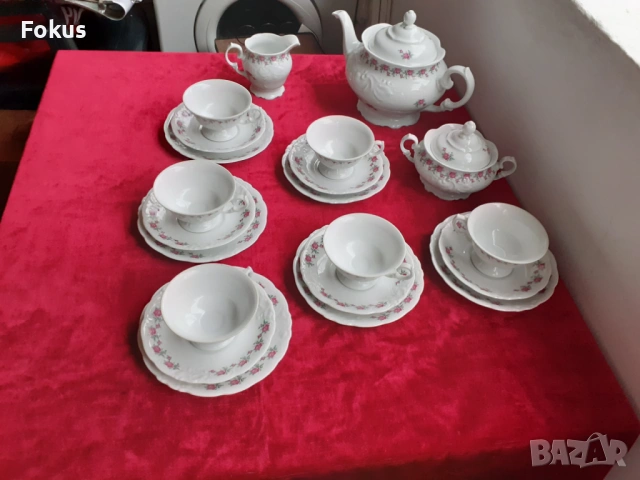 Разкошен порцеланов сервиз за чай -Полша- пълен комплект, снимка 12 - Антикварни и старинни предмети - 53436282