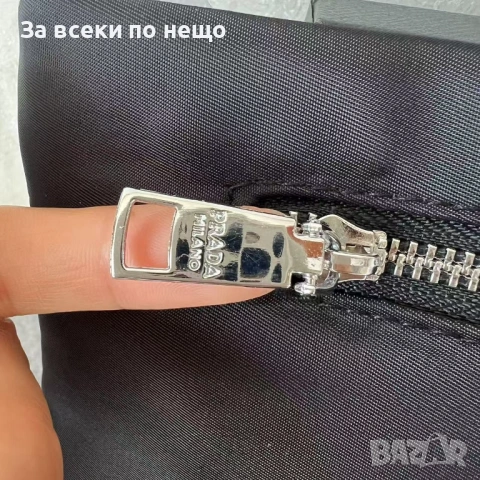 Prada Черна Чанта Тип Клъч С Торбичка На Марката Код 66Btq13, снимка 7 - Чанти - 53753980